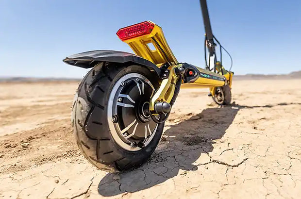 SPECIAL DEAL! SPLACH Thunder: Silky Smooth Dual Motor Electric Scooter
