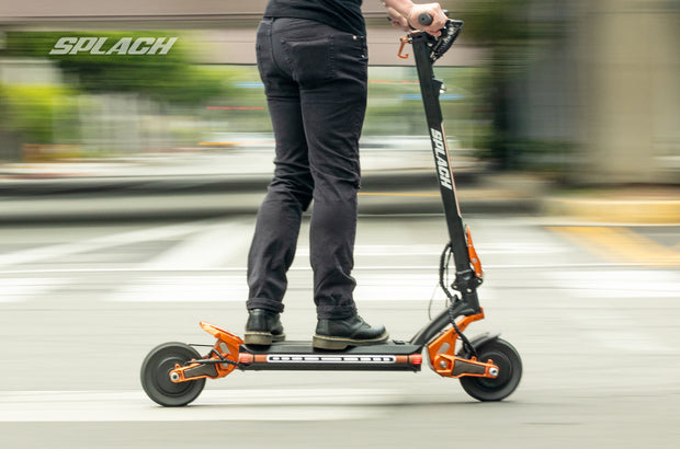 SPLACH Mukuta: An E-Scooter with Detachable Battery & Power Bank in One