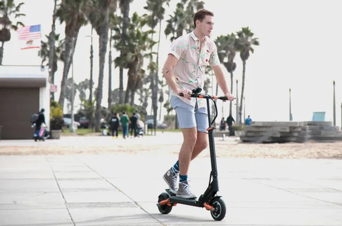 SPLACH Turbo Elite: Ultra-Smooth Suspension E-Scooter to propel